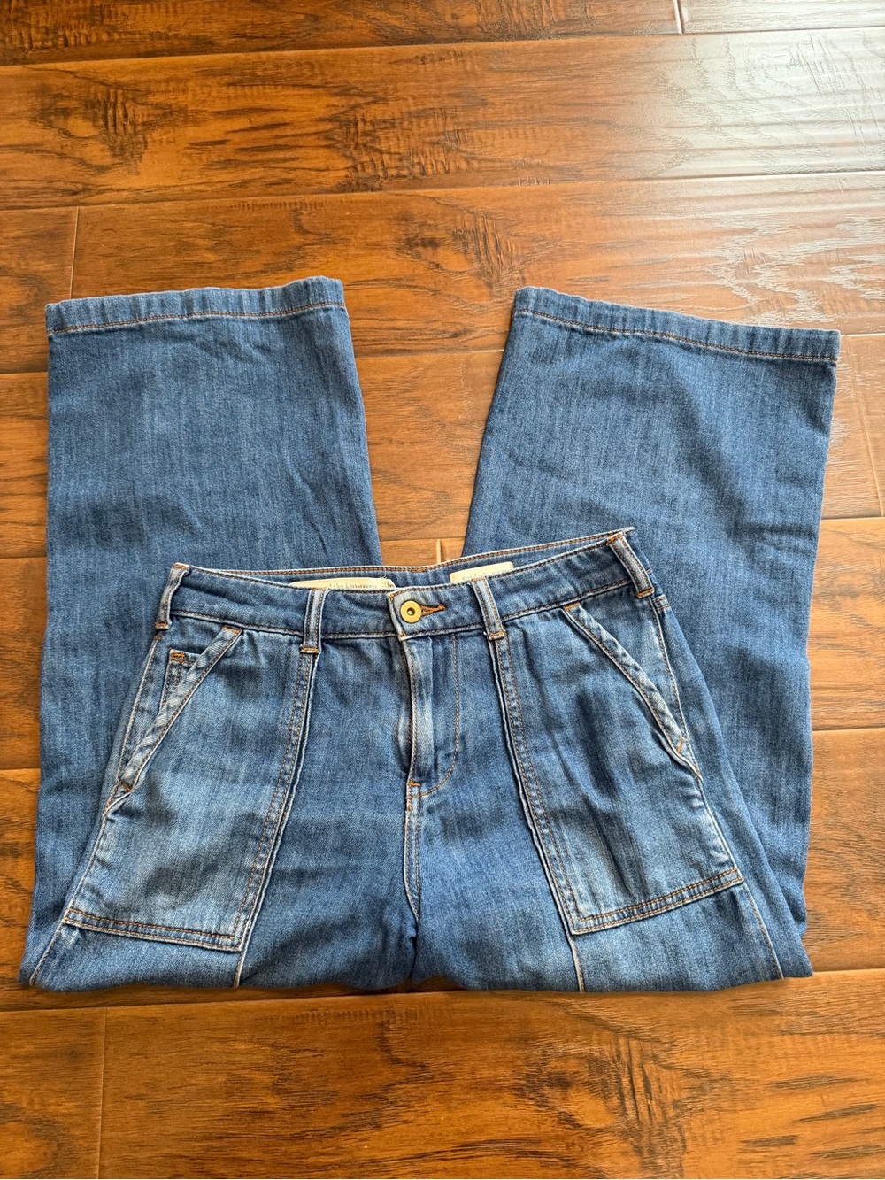 Pilcro and the Letterpress Wide-Leg Cropped Jeans with Button Side Hem - Picture 2 of 13